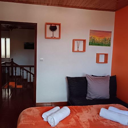 Casa Central - Peceful Mountain Retreat In Calheta Ribeira do Raposo Exterior foto