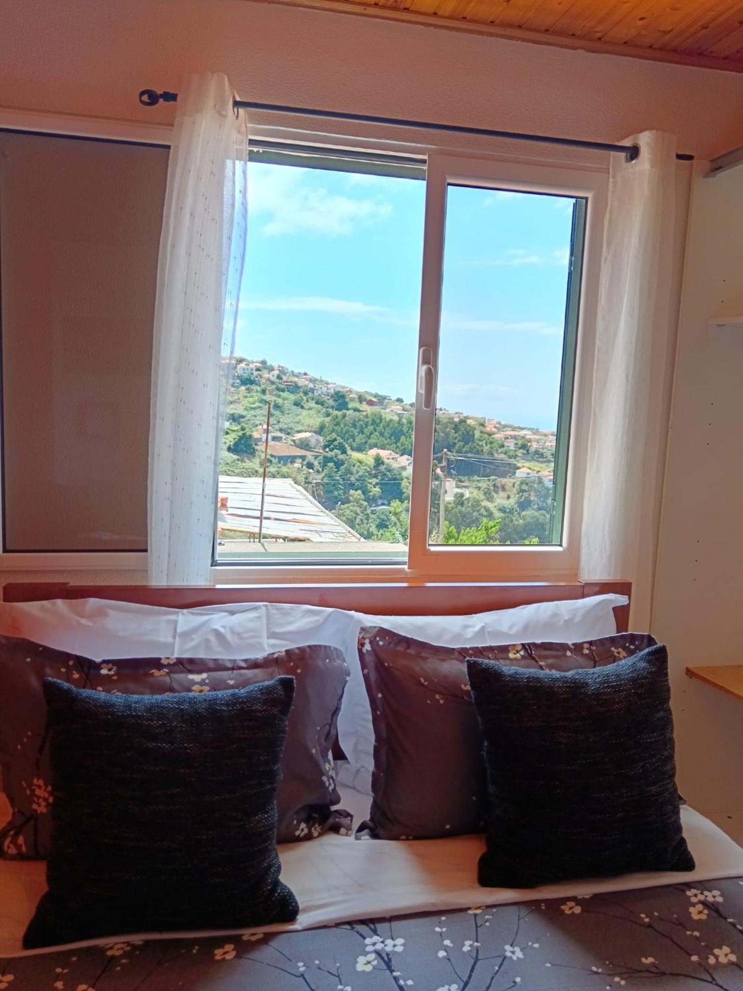Casa Central - Peceful Mountain Retreat In Calheta Ribeira do Raposo Exterior foto